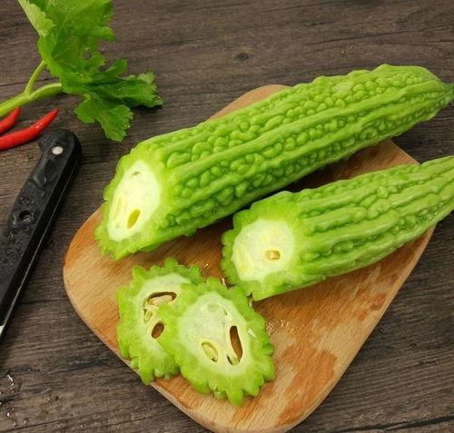 一个人吃一瓜视频大全,一瓜视频大全带你领略美味瞬间