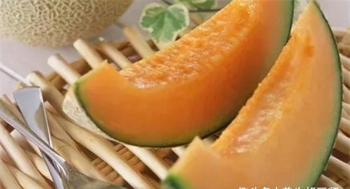 伟伟吃哈密瓜视频,甜蜜瞬间记录