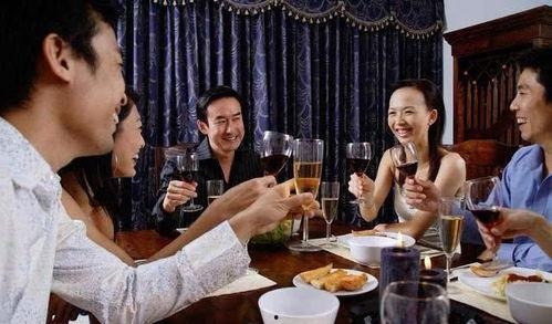 美女请客吃瓜视频,一场别开生面的吃瓜盛宴