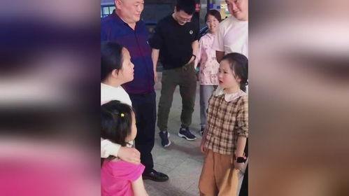 两少爷吵架吃瓜视频,一场吃瓜群众的视觉盛宴