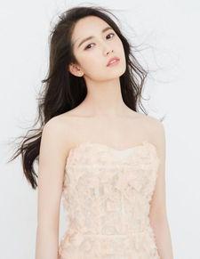 明星吃瓜视频陈钰琪,揭秘明星幕后生活点滴