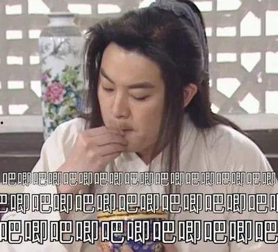 吃瓜博主唠嗑女装视频,女装视频背后的时尚潮流