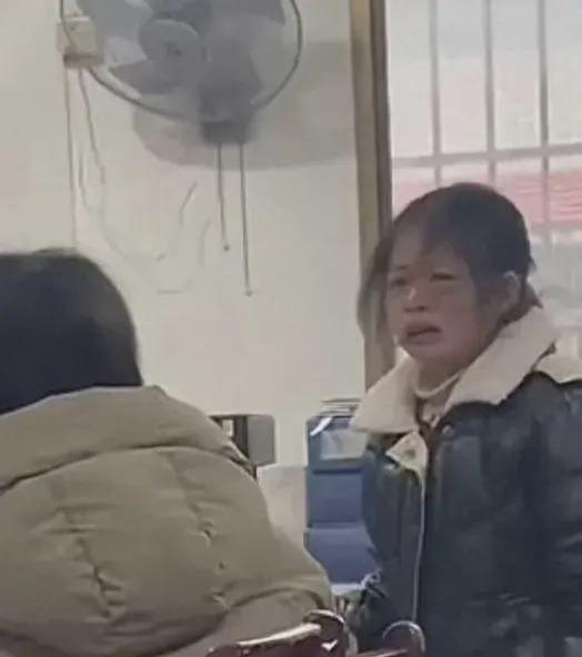 吃瓜人打架的视频,一场因瓜引发的纷争