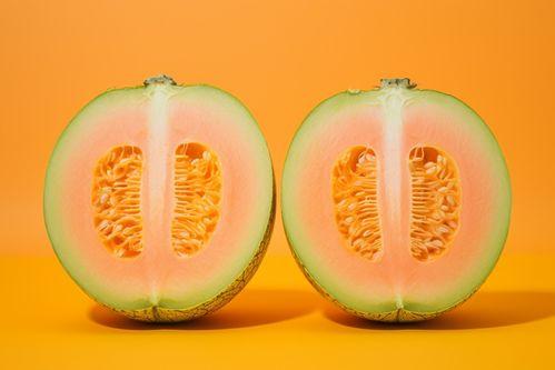 靓仔吃蜜瓜视频下载安装,轻松享受甜蜜时光