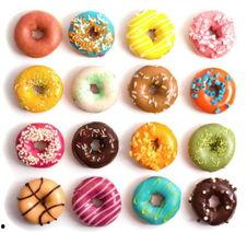 呆瓜吃甜甜圈视频,趣味横生瞬间捕捉