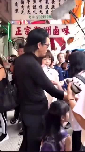 澳门明星吃瓜视频播放,吃瓜视频播放背后的娱乐风云